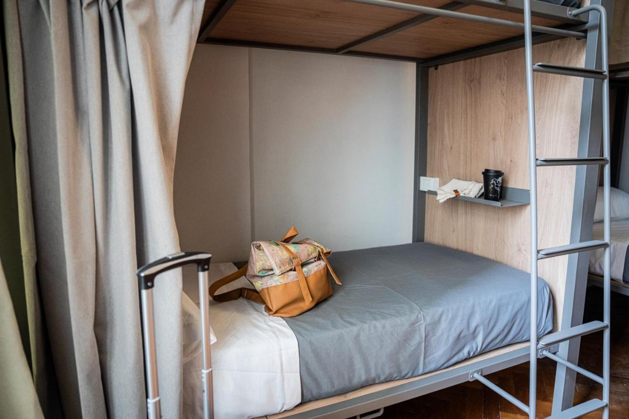 Cama de Solteiro em Dormitório Misto