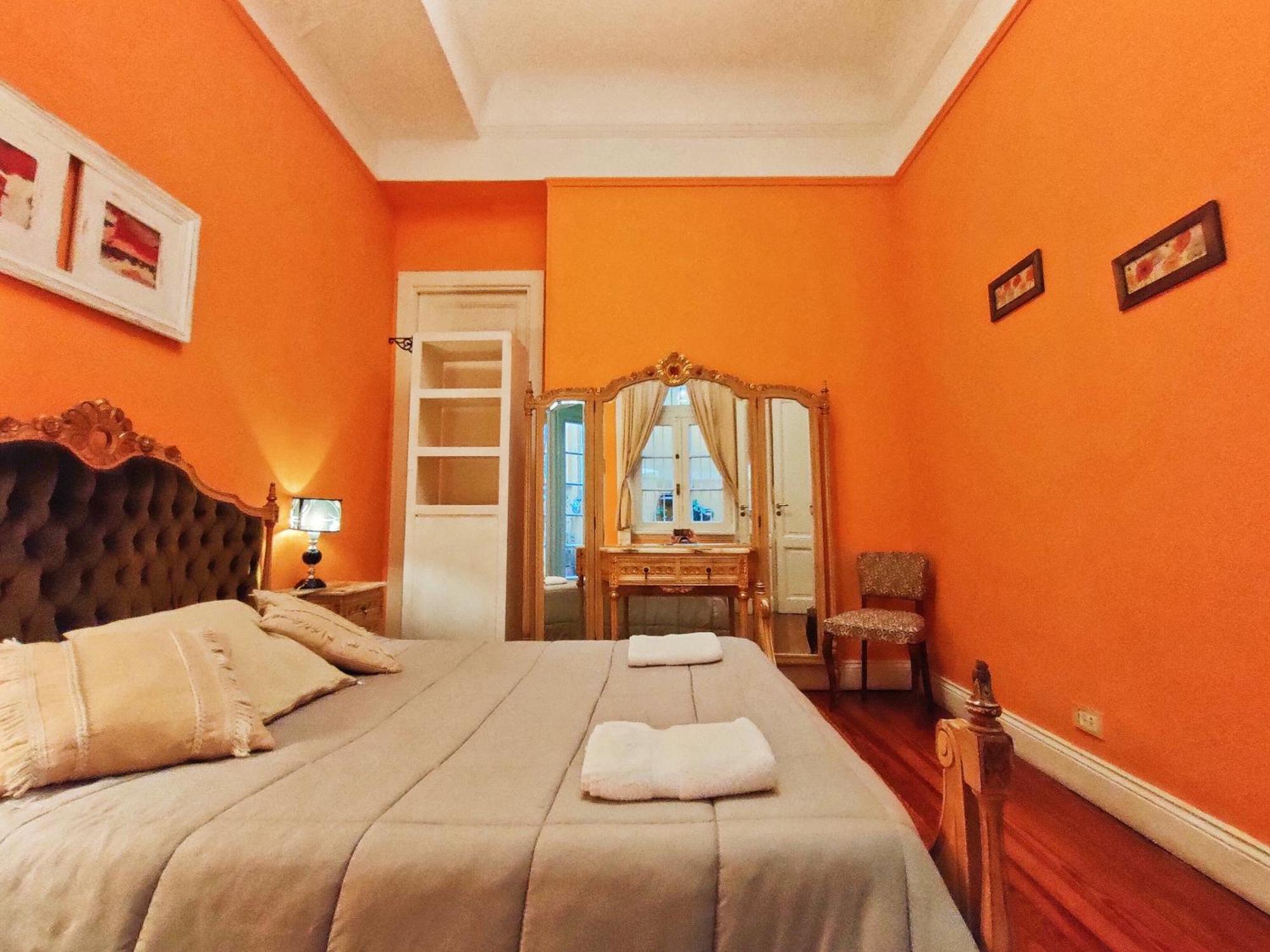 Quarto Duplo Standard com Banheiro Compartilhado