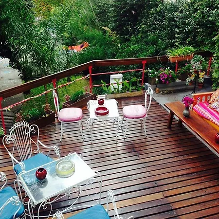 Livian Guest House-2